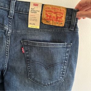Levis: 541 Athletic Taper 33x30 Jeans